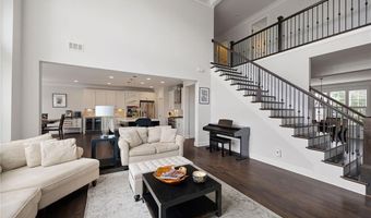 220 Briar Hollow Ln, Woodstock, GA 30188