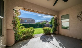 561 W YELLOWSTONE Way, Chandler, AZ 85248