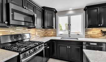 10 San Mateo Ct, Amherst, NY 14051