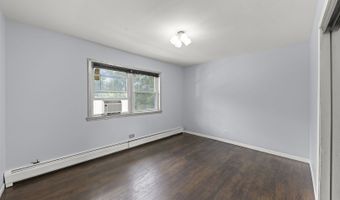 255 E OAK St 12, Addison, IL 60101