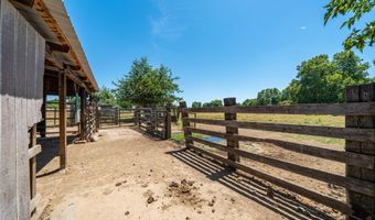 21169 Shelly Ln, Anderson, CA 96007
