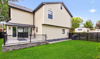 309 Clinton Ave, Bergenfield, NJ 07621
