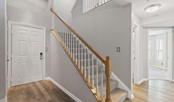 15605 EVERGLADE Ln A303, Bowie, MD 20716