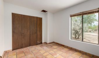 5120 E RANCHO CALIENTE Dr, Cave Creek, AZ 85331