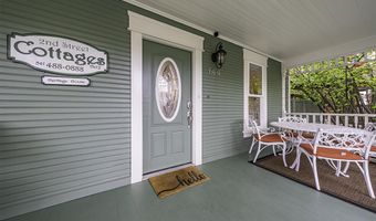 144 N 2nd St, Ashland, OR 97520