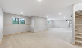 109 S Putter Dr, Andover, KS 67002