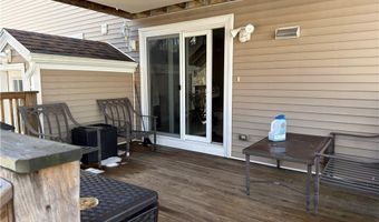 6 Wilson St, Bristol, RI 02809