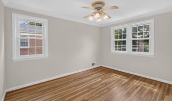 6035 CHATSWORTH Ln, Bethesda, MD 20814