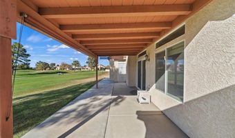 11262 Country Club Dr, Apple Valley, CA 92308