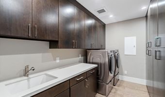 6525 E Cave Creek Rd 7, Cave Creek, AZ 85331