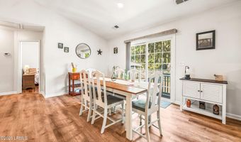 2101 Wilson Dr, Beaufort, SC 29902