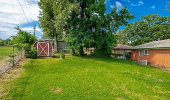 523 Woodland Dr, Benton, AR 72015