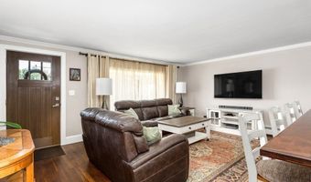 100 Blackstone St, Blackstone, MA 01504
