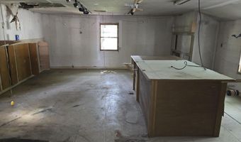 20 Western Ave, Auburn, ME 04210