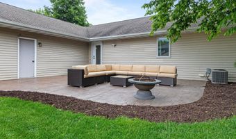 54 OPPORTUNITY Way, Appleton, WI 54915