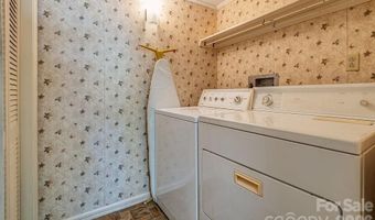 88 Bear Creek Rd, Asheville, NC 28806