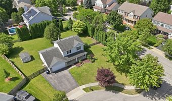 1 Regal Ct, Algonquin, IL 60102