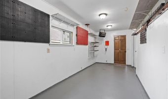 705 11th Ave NW, Austin, MN 55912