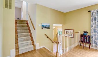 4203 KINGS MILL Ln, Annandale, VA 22003
