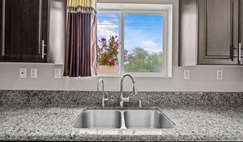 915 S Belterra Way, Anaheim, CA 92804