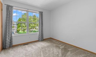 1097 Pebble Brook Dr, Columbus, OH 43240