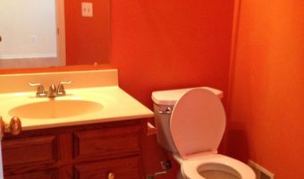 7048 GATTON Sq, Alexandria, VA 22315