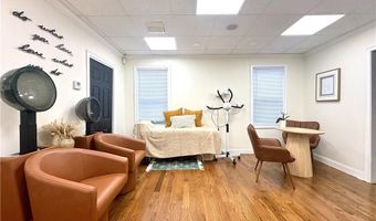 1766 Cranston St, Cranston, RI 02920
