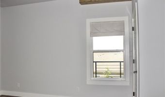 2302 SW I St 204, Bentonville, AR 72712
