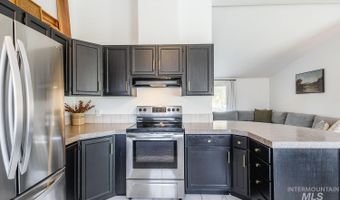 15828 Alverta Ave, Caldwell, ID 83607