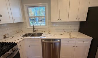 4721 SPRINGBROOK Dr, Annandale, VA 22003