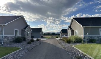 5760 NORTHSIDE Xing Unit D, Chubbuck, ID 83202