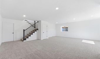 1599 Grayhawk Dr, Basehor, KS 66007