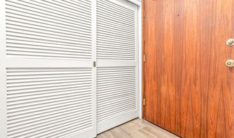 2215 Aloha Dr DH1401, Honolulu, HI 96815