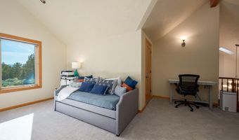 20960 Royal Oak Cir, Bend, OR 97701