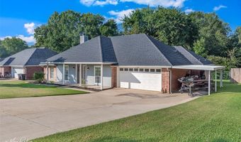 222 Country Club Dr, Benton, LA 71006