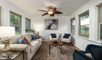 8409 Carrie Dr, Benton, AR 72019