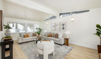 4120 Woodland Dr, Ann Arbor, MI 48103