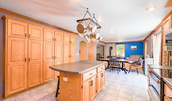 290 Castle Island Rd, Belgrade, ME 04917