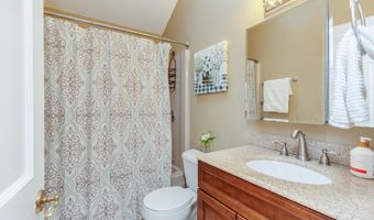 37 Standish Way, Amherst, NH 03031