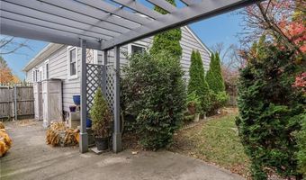 1 Masso Dr, North Providence, RI 02904