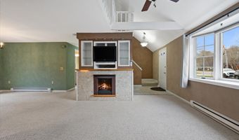 22 Cortland Cir, Bangor, ME 04401