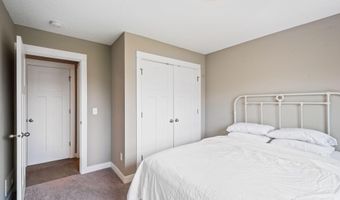 16627 Xeon St NW, Andover, MN 55304