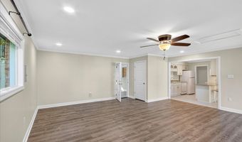 2129 Floyd Dr, Biloxi, MS 39531