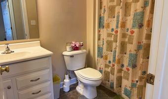 107 Running Creek Dr, Abbeville, SC 29620