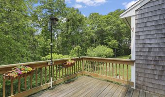 18 Harbor Hill Dr, Bourne, MA 02532