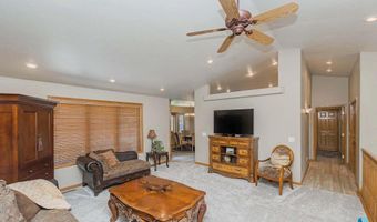 216 W Mountain Ash St, Brandon, SD 57005