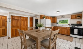241 E Hardscrabble Rd, Auburn, ME 04210