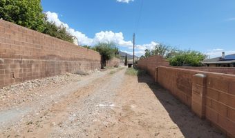 404 Sunbeam Ave, Alamogordo, NM 88310