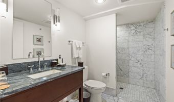 223 Saratoga Rd 1115, Honolulu, HI 96815