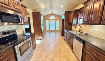706 Cedar Ridge Dr, McAlester, OK 74501